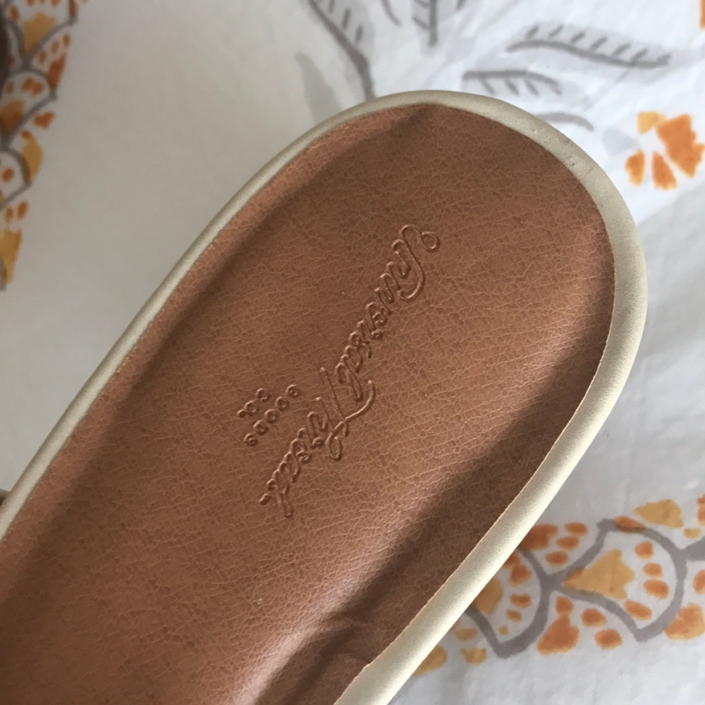 Universal Thread Slides, Size 10 - image 2